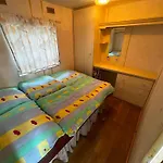 Summercamp Holenderskie Centrum 200m Do Morza Campsite Mielno (Koszalin)